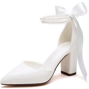 NIB. Ivory Wedding Pump With Ankle Pearls and Heel Bow - Size 8.